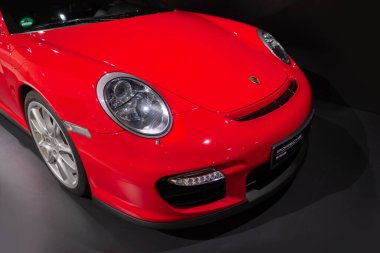 kırmızı Porsche 911 Carera GT2 2008 tarihi Porsche Müzesi, otomotiv tutkusu, evrim spor arabaları, somut otomotiv zarafeti, zirve araba mühendisliği, Stuttgart, Almanya - 26 Ocak 2024