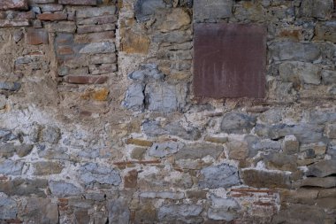 Oxford Eski Taş Duvarı, eski ortaçağ taş duvarının pürüzlü dokusu, antik çağın atmosferi ve üniversite tarzı tasarım için arka plan, kopyalama alanı