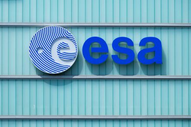 Avrupa Uzay Ajansı, ESA logosu, uzay keşfi, insan uzay yolculuğu, telekomünikasyon, navigasyon, izleme, kozmik yeniliğe geçit, Frankfurt, Almanya - 24 Haziran 2024 