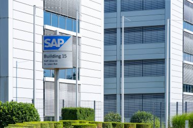 Alman çokuluslu yazılım SAP SE şirketi, ticari faaliyet ve müşteri ilişkileri, kaynak planlaması, St.Leon-Rot, Almanya - 29 Temmuz 2024