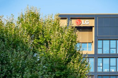 Ön cephe, teknolojik yenilik, Güney Kore finans ve sanayi grubu, elektronik, kimyasal ürünler ve telekomünikasyon ekipmanları, Frankfurt, Almanya - 1 Eylül 2024