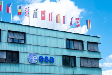 Kırmızı IGM işareti IG Metal logosu, Alman baskın metal işçileri sendikası, Avrupa 'nın en büyük sanayi sendikası, işçi ilişkileri, ulusal pazarlık, Grnheide, Almanya - 22 Nisan 2024 