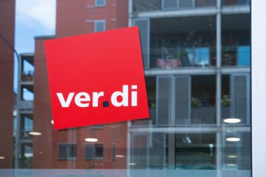 Kızıl Verdi işareti, Alman Ticaret Birliği Konfederasyonu, Avrupa 'daki işçi koşullarının iyileştirilmesi, Avrupa dayanışması, iş hakları ve sosyal adalet savunucusu, Frankfurt - 22 Temmuz 2024