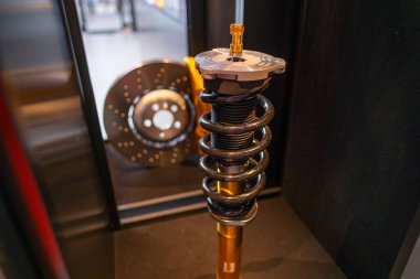 Detaylı detaylar performans süspansiyon sistemi Polestar elektrikli araba, tasarlanmış Volvo yan kuruluşu, çevre dostu araç, otomotiv endüstrisi, gelişmiş teknoloji, Frankfurt - 3 Şubat 2025