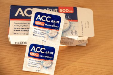 Modern uçak kabini içi, havayolu koltukları, sivil havacılık, ekonomi sınıfı uçuş deneyimi, keyifli hava yolculuğu, konforlu seyahat, sivil havacılık, havayolu endüstrisi, Viyana - 17 Ağustos 2024 