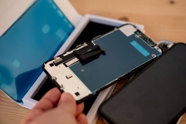 Kablosuz kulaklıklar, sembolik müzik, rahatlama ve devam eden eğlence, profesyonel son teknoloji ses teknolojisi. 