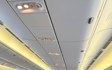 Kablosuz kulaklıklar, sembolik müzik, rahatlama ve devam eden eğlence, profesyonel son teknoloji ses teknolojisi. 