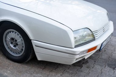 Madeira 'daki Bombeiros Voluntrios Madeirenses itfaiye araçları, itfaiye ve toplum yardımı, acil durum hizmetleri, Madeira Adası, Portekiz - 5 Ocak 2025 