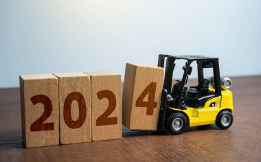 İş ve endüstri bağlamında 2024 'ün başlangıcı. Lojistik ve ulaşım. Depoda. Yeni planlar ayarlanıyor. Ekonomik haberler ve olasılıklar.