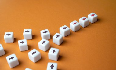 Organize bir grup oluşturun. Ortak amaçlar için birlik. Uygar bir geçiş sistemi kurun ve doğru yönde ilerleyin. Hedefi belirle ve çözüm için kaynak güçlerini kullan