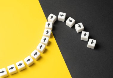 Büyüme ve kriz dönemine girişin çöküşü. Saldırıya ve güç eksikliğine dayanamadı. Başarısızlık ve kayıp. Eğilimde keskin bir değişiklik. Yükselen bir girişime vurmak.