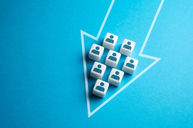 Ok takımı şeklinde tek bir hareket halinde bir grup. Ortak ilgi alanı, problem çözme. Rotayı ayarlayın. Liderlik becerileri. Tek bir grup. Tam birlik ve konsolidasyon. İşbirliği ve takım çalışması.