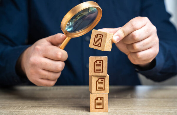 Учебные документы, законы и акты. Поиск документов и информации. Поисковая система. Архив. Онлайн-регистры. Цифровизация документооборота. Бюрократия. Проверка подлинности.