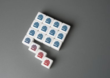 İş ağını azaltıyorum. Mağazaların bir kısmının satışı. Şirket küçülüyor. Ekonomik zorluklar, tüketici tercihlerini değiştirmek ya da stratejik değişimler. Karlı konumlara odaklan