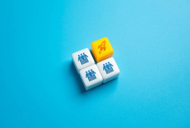 Bir proje ya da başlangıç başarılı bir şekilde başlatıldı. Yatırımcılar umut verici girişimler ve teknolojiler için fon sağlıyorlar. Teknoloji şirketlerini satın almak. Unicorn Başlangıç Arayışında.