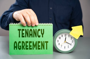 Kira sözleşmesi. Kira şartları ve kira ödemeleri. Şeffaflık ve uyum. Kiracılar ve ev sahipleri.