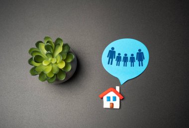 Büyük bir aile için ev. Genç ve büyük aileler için sosyal destek programları, uygun fiyatlı konutlar. Demokrasiyi arttırma politikası. Sosyal yardım girişimleri.