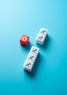 Hayat kurtaran bir tamir yöntemi ya da teknik bir sorunun çözümü. Sistem arızalarını önlemek, işlevselliği geri getirmek ve kritik sorunları çözmek. Etkili sorun çözme yöntemleri