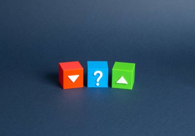 Fiyat dalgalanmaları. Borsa ve pazarlar. Kripto para birimleri ve hisse senetleri. Değişkenlik, risk, yatırım eğilimleri, mali spekülasyonlar