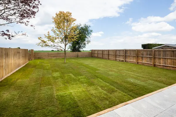 Cambridgeshire England May 2018 Newly Laid Turf Lawns Landscaped Gardens — Stock Photo, Image
