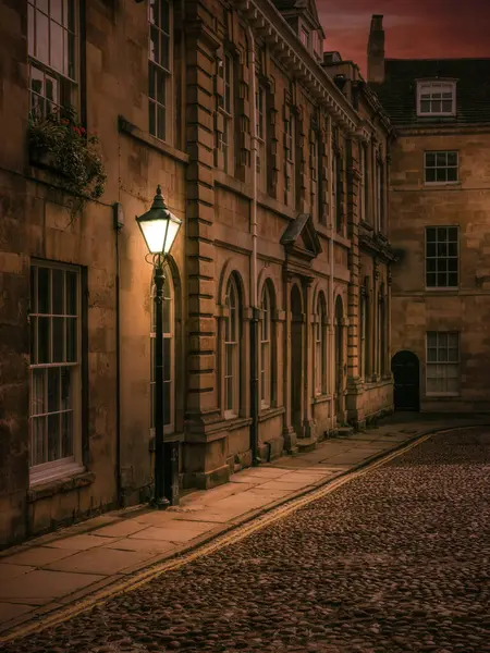 Historische Stärke Stamford Street Sunset Mit Leuchtungen Street Lamp — Stockfoto