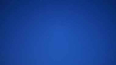 Akşamın ve gecenin zamanı Yıldızlı gökyüzü