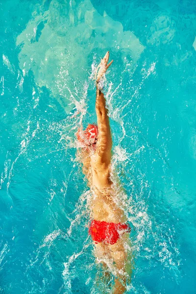 Повітряний Вид Чоловіки Плавають Плавальному Басейні Професійна Підготовка Спортсменів Чемпіонату — стокове фото