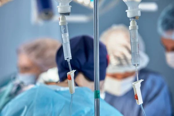 Gezichten Van Chirurgen Operatiekamer Tijdens Operatie Moderne Geneeskunde Medisch Personeel — Stockfoto