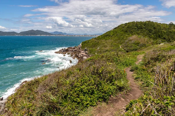 stock image Trail to the beach in Quatro Ilhas beach, Bombinhas, Santa Catarina, Brazil