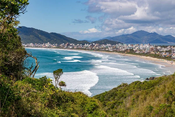 Vegetation Berge Und Strand Bombinhas Santa Catarina Brasilien Stockfoto