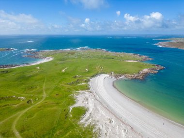 Dogs Bay, Roundstone, Conemara, Galway, İrlanda 'daki sahil manzarası
