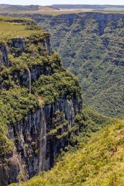 Fortaleza Kanyonu 'nda Şelale, Cambara do Sul, Rio Grande do Sul, Brezilya