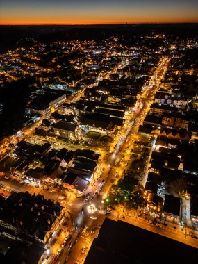 Gramado şehrinde gece ışıkları, Gramado, Rio Grande do Sul, Brezilya