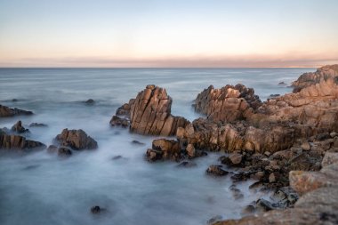Günbatımında sahil, Pacific Grove, Monterey, California, ABD