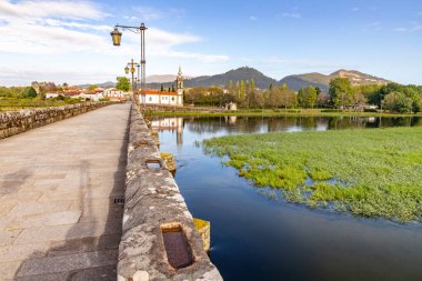 Ortaçağ Köprüsü ve Kilisesi, Ponte de Lima, Portekiz