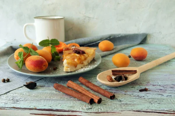 Piece Apricot Pie Plate Sprinkled Powdered Sugar Spices Mint Leaves — Stock Photo, Image