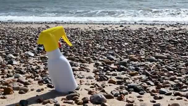 Sun Cream Bottle Beach Sun Protection Cream Rays High Quality — Stockvideo