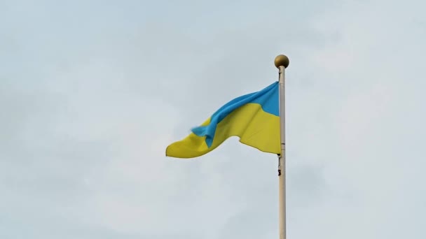 Ukrainian Flag Waving Rainy Sky Blue Yellow Fabric Flag Ukrainian — Vídeos de Stock