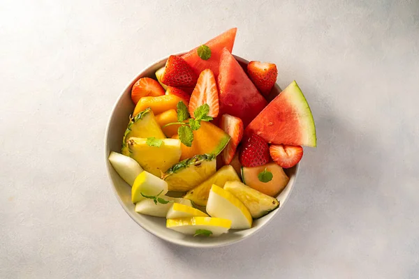 新鲜水果 瓜类和草莓 — 图库照片