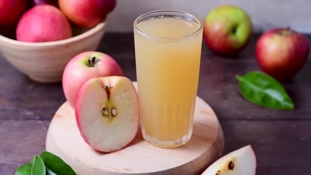 Apple Juice Drinking Glass Fresh Mint Red Apples — Stock Video