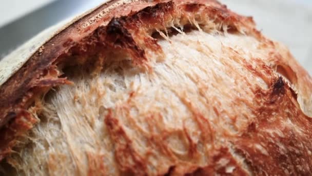 Nahaufnahme Sauerteigbrot Traditionelles Brot Aus Wildhefe — Stockvideo