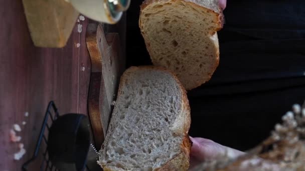 高水化度的植物性酸性面团健康面包 — 图库视频影像