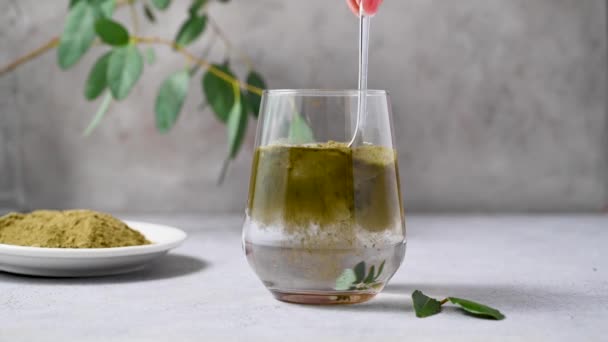 Moringa Matcha Wheatgrass Green Powder Drink Food Supplement Healthy Food — Stock Video