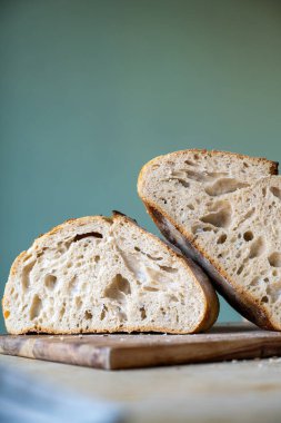 Ekşi hamurlu ekmek, ev yapımı ekmek.