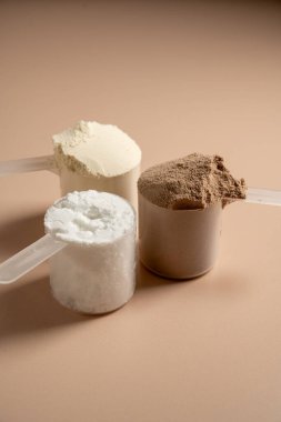 Çikolata, vanilyalı protein tozu. Gıda desteği, fitness sporu, sağlık ve beslenme