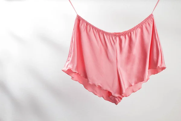 Rózsaszín Szatén Női Pizsama Nadrág — Stock Fotó