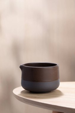 Zarif seramik Chawan fincanı, otantik çay seremonilerinde Japon Matcha çayını sevmek için mükemmel ya da evdeki huzurlu anlar için.