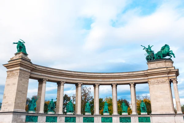 Monumento Plaza Los Héroes Budapest Hungría — Foto de Stock