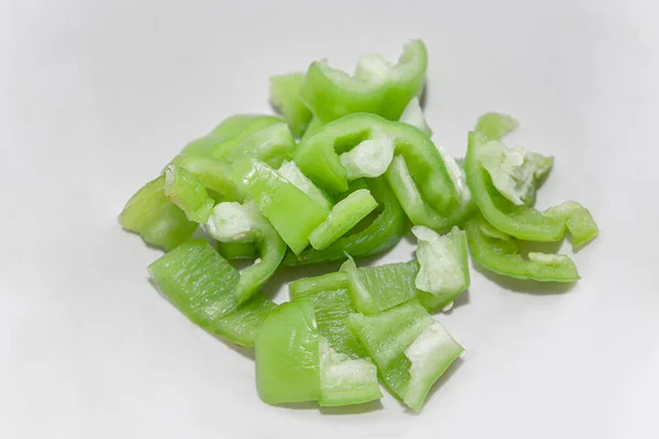 甘いコショウをみじん切り サラダ用の野菜のスライス — ストック写真