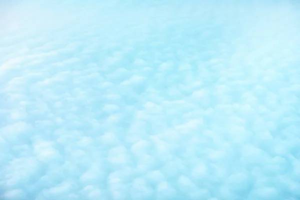 Branco Fundo Nuvens Rolantes Densa Paisagem Nublada Fundo — Fotografia de Stock